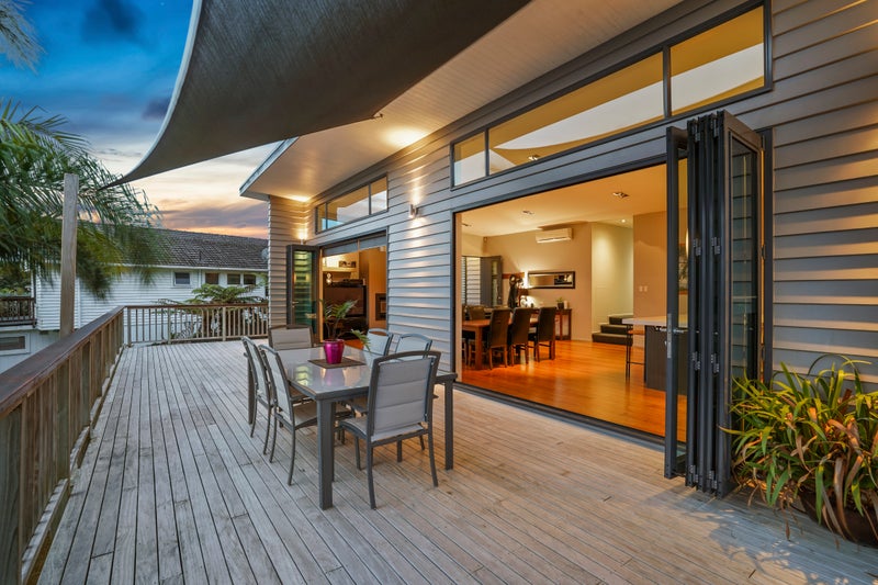 30B Derwent Crescent, Titirangi, Auckland - Carousel 2