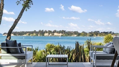 17 Calder Place, Wai o Taiki Bay, Auckland - Carousel 1