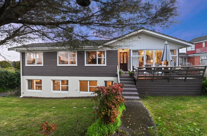 155 Sandspit Road, Shelly Park, Auckland - Carousel 1