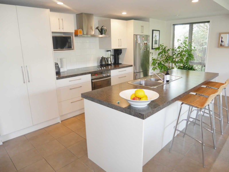 5 Thomas Cane Lane, Hillmorton, Christchurch - Carousel 2