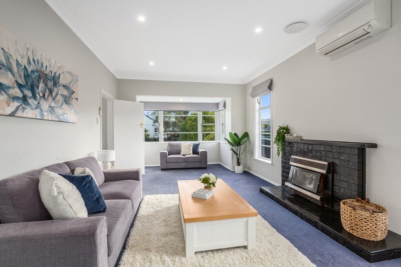 24 Golders Road, Elderslea, Upper Hutt - Carousel 2