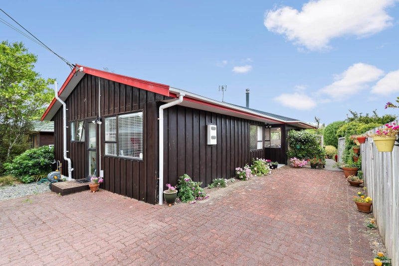 2/7 Cresta Avenue, Beach Haven, Auckland - Carousel 2