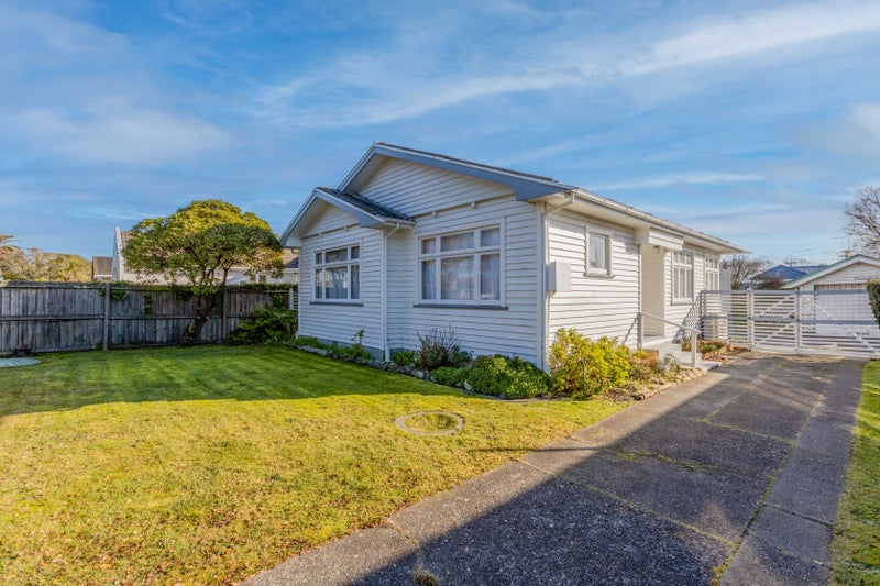 164 Seaview Road, New Brighton, Christchurch - Carousel 1