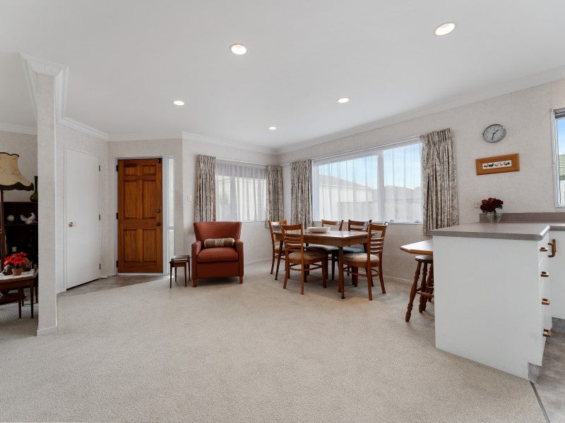 2/93 Wallace Place, Westown, New Plymouth - Carousel 2