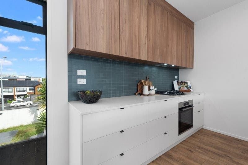 1/1368 Victoria Street, Beerescourt, Hamilton - Carousel 2