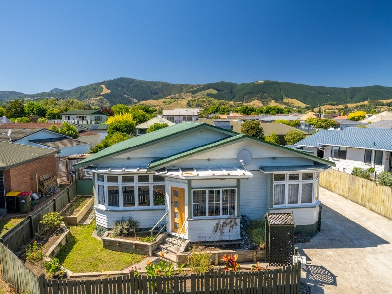 66 Aldinga Avenue, Stoke, Nelson - Carousel 1
