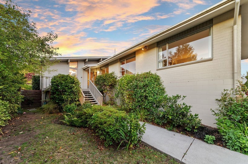 4 Hawkswood Place, Avonhead, Christchurch - Carousel 2