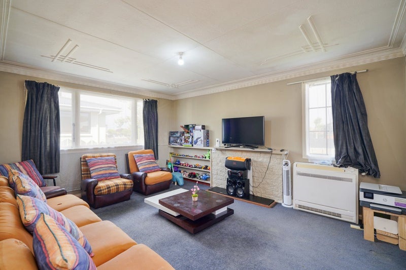 10 Forfar Crescent, Rockdale, Invercargill - Carousel 2