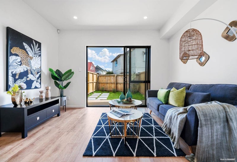 9/105 Canal Road, Avondale, Auckland - Carousel 2