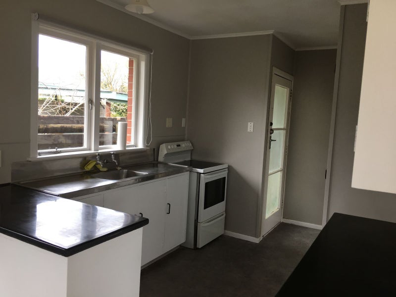 61A Nevada Road, Silverdale, Hamilton - Carousel 2