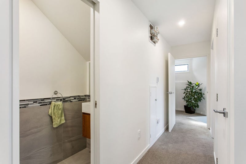 1/12 Patmos Place, Mount Pleasant, Christchurch - Carousel 24