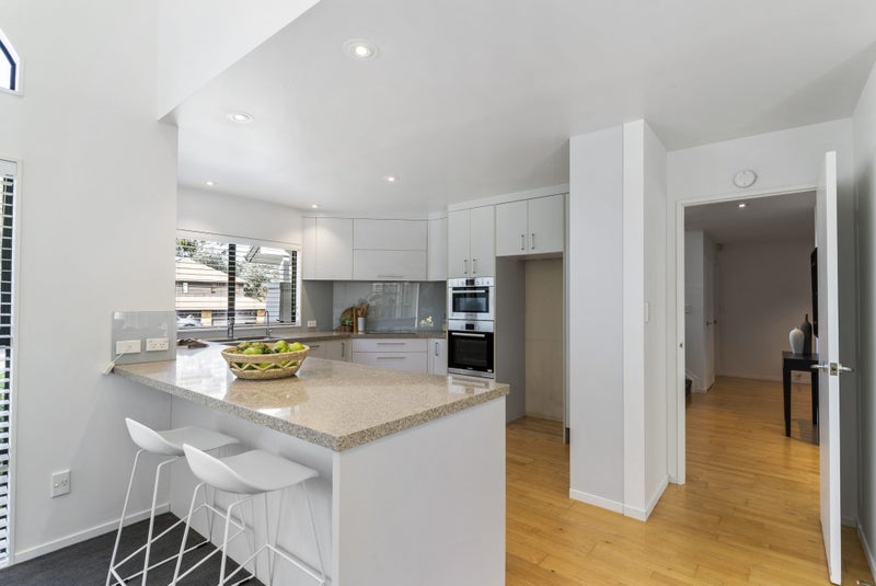 49A Panapa Drive, Saint Johns, Auckland - Carousel 2