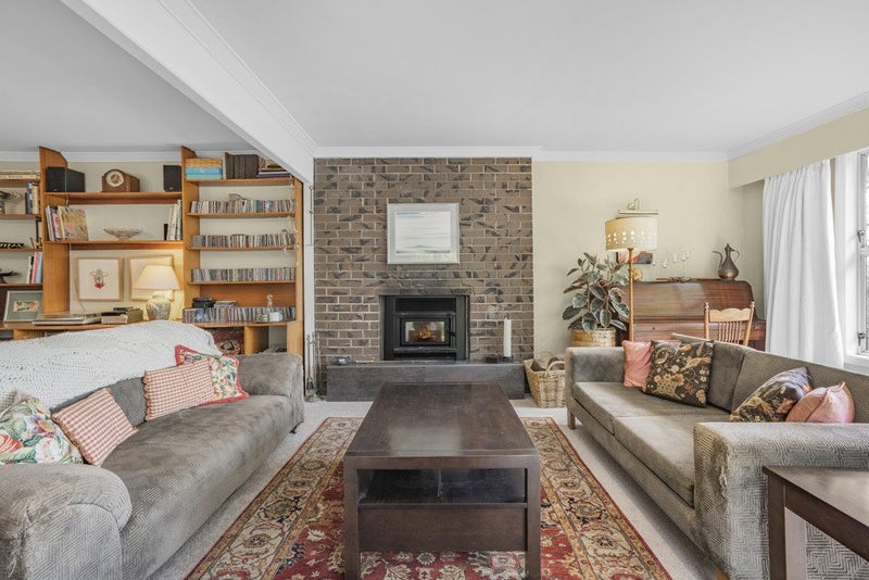 208 Whites Line, WAIWHETU, LOWER HUTT - Carousel 2