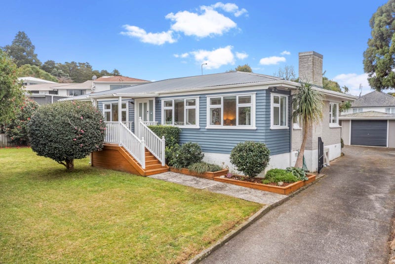 1 Knights Drive, Hillpark, Auckland - Carousel 2
