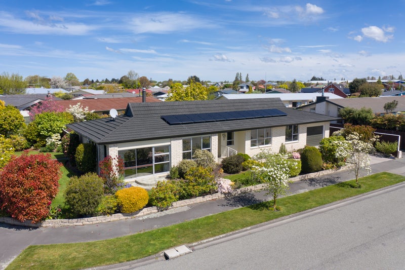 1 Todd Place, Allenton, Ashburton - Carousel 1