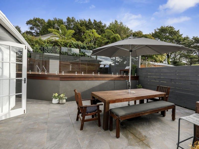 62 Chatsworth Road, Silverstream, Upper Hutt - Carousel 2