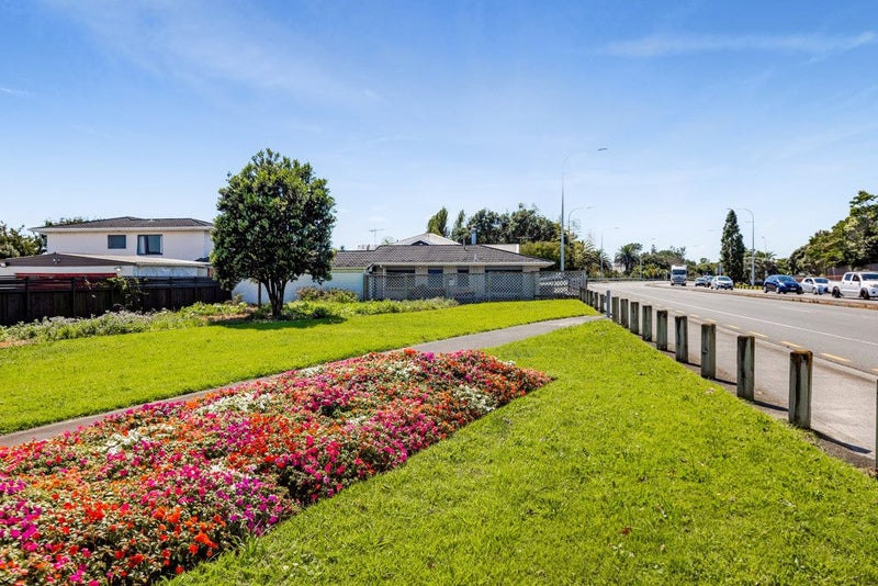 65 Northgate, Strandon, New Plymouth - Carousel 2