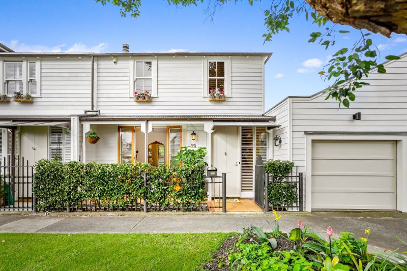 2/0 Eton Avenue, Devonport, Auckland - Carousel 1