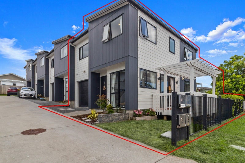 14A Medina Place, Half Moon Bay, Auckland - Carousel 2