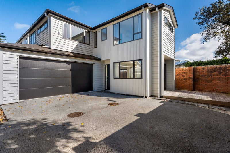 42 Hollywood Avenue, Epsom, Auckland - Carousel 2