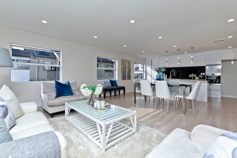 81A Lake Road, Northcote, Auckland - Carousel 1