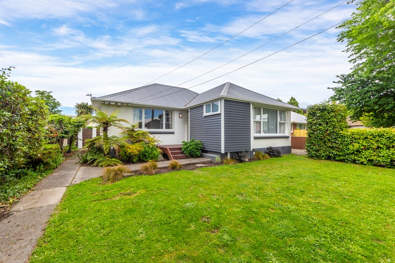 7 Truman Road, Bryndwr, Christchurch - Carousel 2