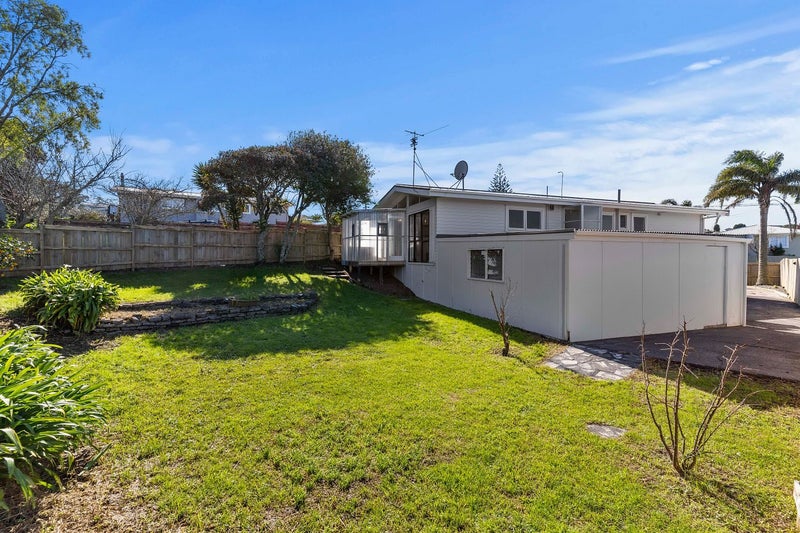 45 Rosamund Avenue, New Windsor, Auckland - Carousel 14