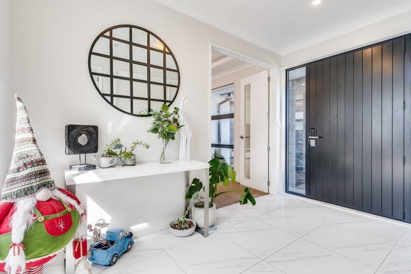 4 Pistacia Place, Hornby, Christchurch - Carousel 2