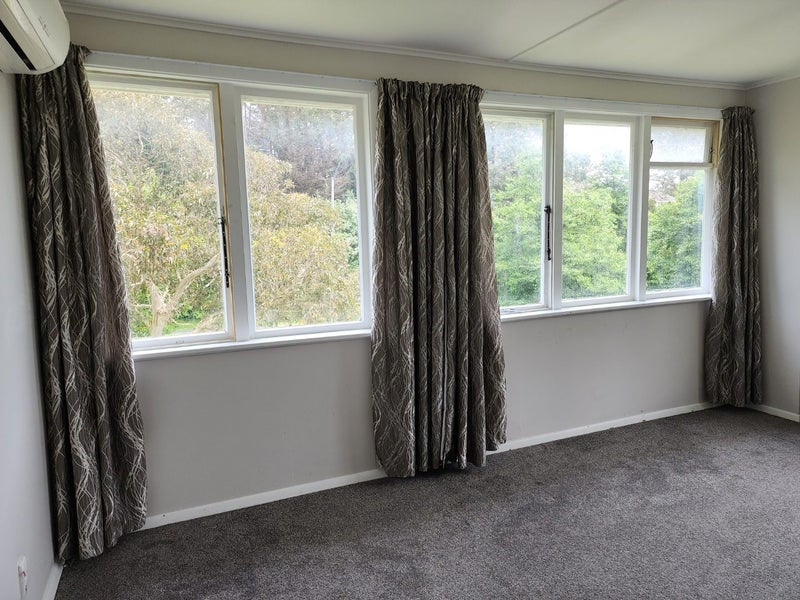 91 Mungavin Avenue, Ranui, Porirua - Carousel 2