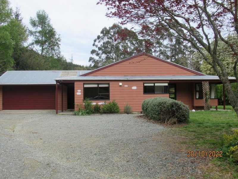 25 Serpentine River Road, Aniseed Valley - Carousel 20