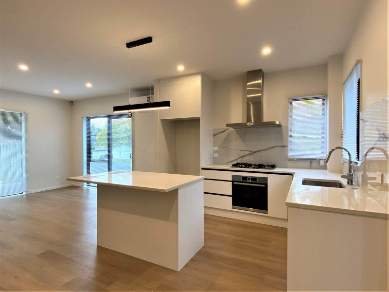 24A Dominion Street, Takapuna, Auckland - Carousel 2