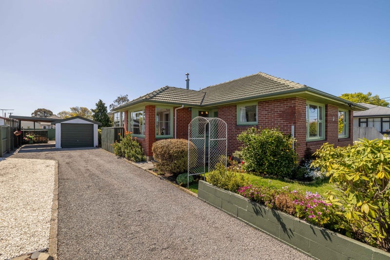 31 Bourne Crescent, Papanui, Christchurch - Carousel 1