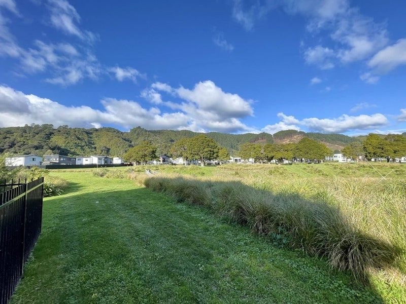 1 Fitch Lane, Wallaceville, Upper Hutt - Carousel 19