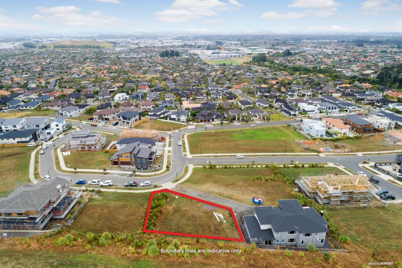 64 Armstrong Farm DR, East Tāmaki Heights, Auckland - Carousel 1