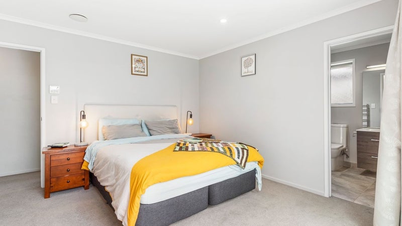 33 Captain Mitchell Drive, Opaheke, Papakura - Carousel 7