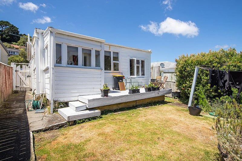 78 Hamilton Road, Hataitai, Wellington - Carousel 2