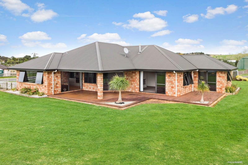 1 Allan Road, Waiuku - Carousel 1