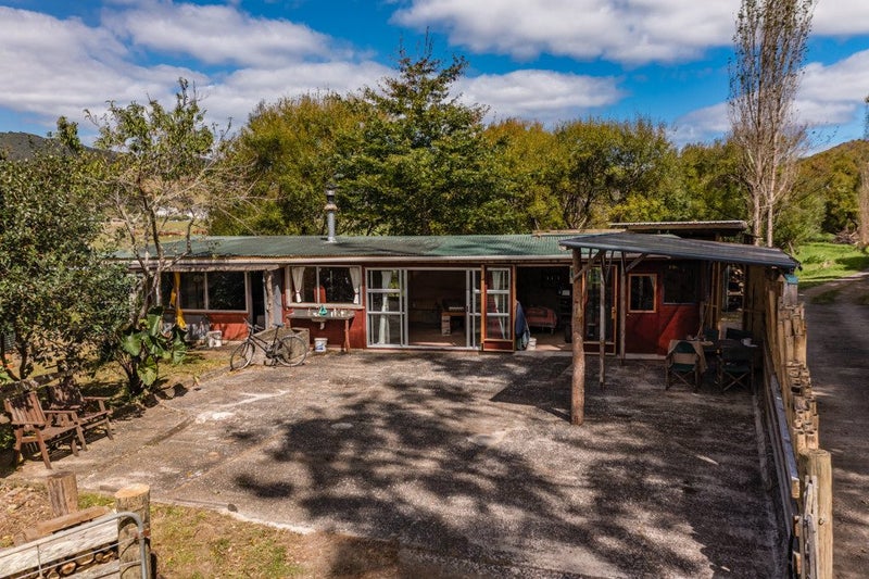 11 Dip Road, Kaeo - Carousel 2