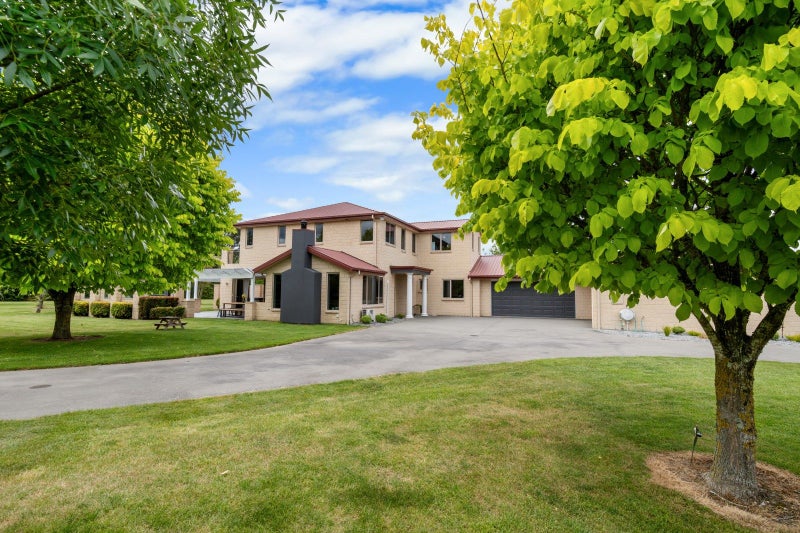 13 Piako Drive, Darfield, Darfield - Carousel 1