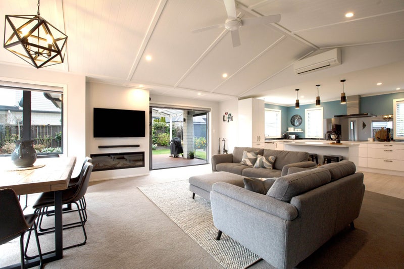 7 Paritai Place, Flagstaff, Hamilton - Carousel 9