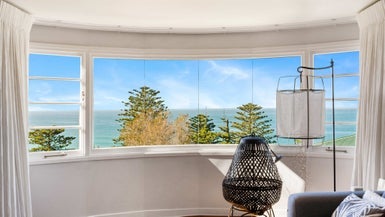 27 Clyde Road, Bluff Hill, Napier - Carousel 1