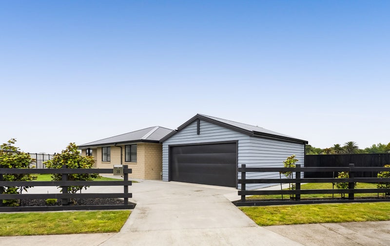 20 Papawhero Drive, Bell Block, New Plymouth - Carousel 1