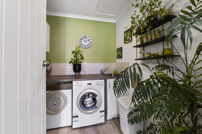 20 Patterson Road, Hurworth, New Plymouth - Carousel 19