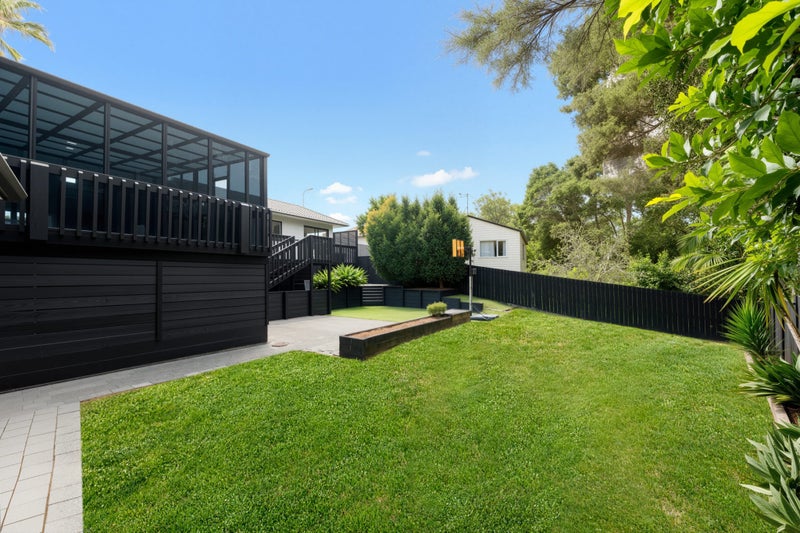 9 West Harbour Drive, West Harbour, Auckland - Carousel 28