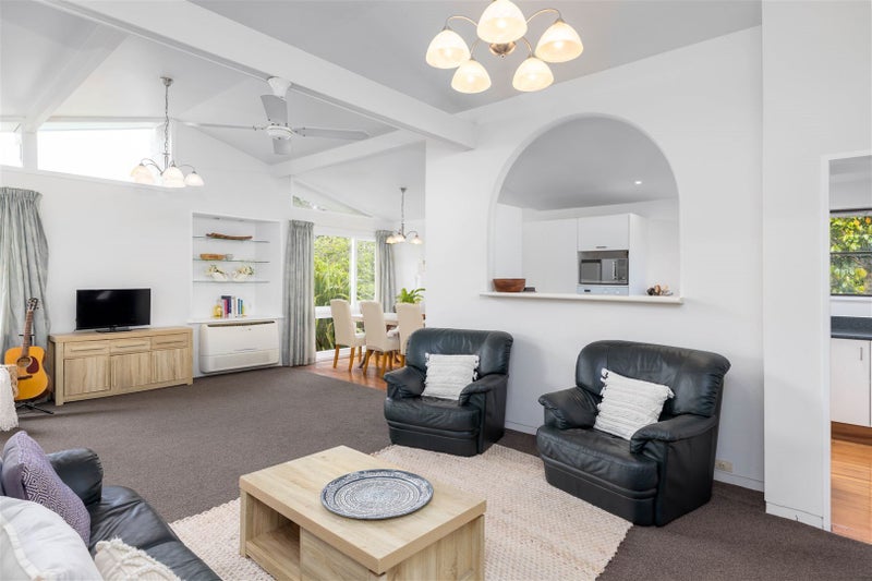 17 Fenhall Street, Russley, Christchurch - Carousel 2