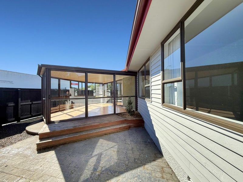 95 Epsom Road, Sockburn, Christchurch - Carousel 19