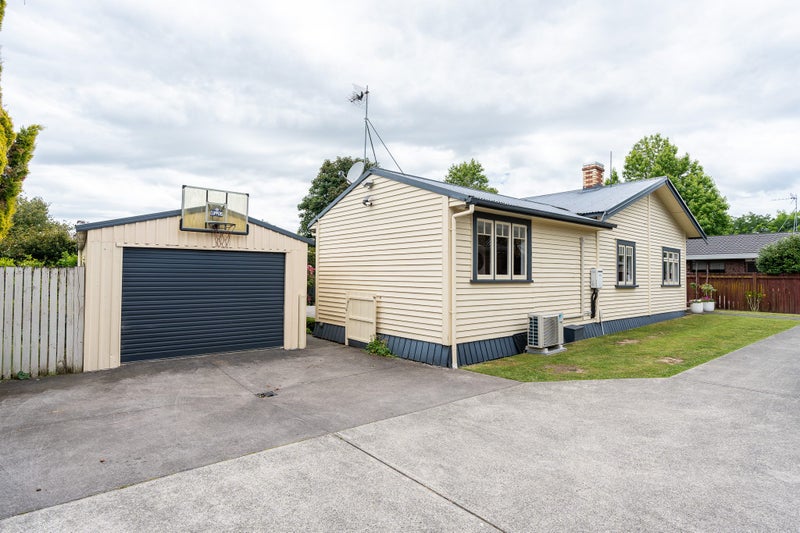 23 Claude Street, Fairfield, Hamilton - Carousel 2
