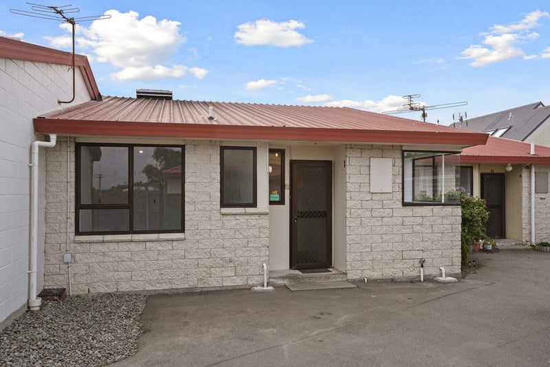 2/1 Convoy Street, New Brighton, Christchurch - Carousel 2