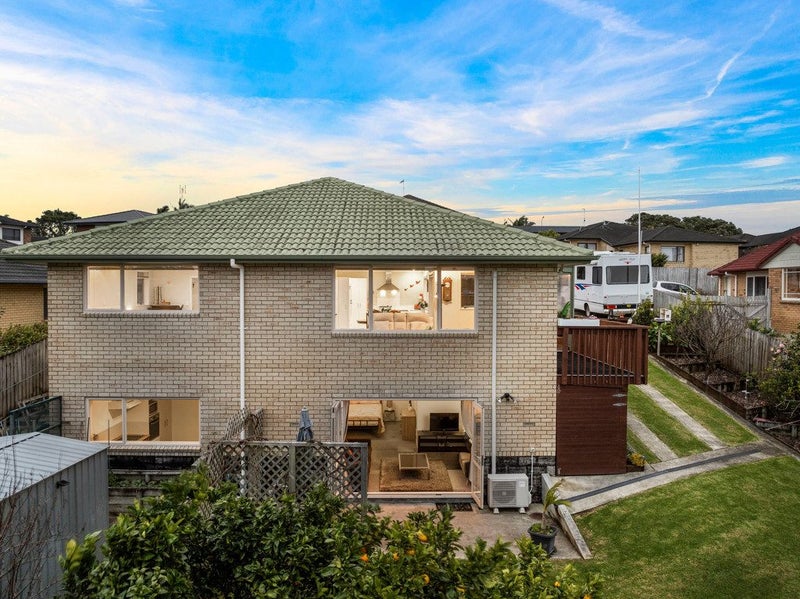 32 Rivervale Grove, Stanmore Bay, Whangaparaoa - Carousel 2