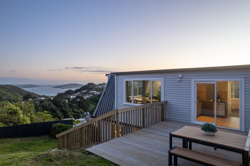 75 Salford Street, Newlands, Wellington - Carousel 2